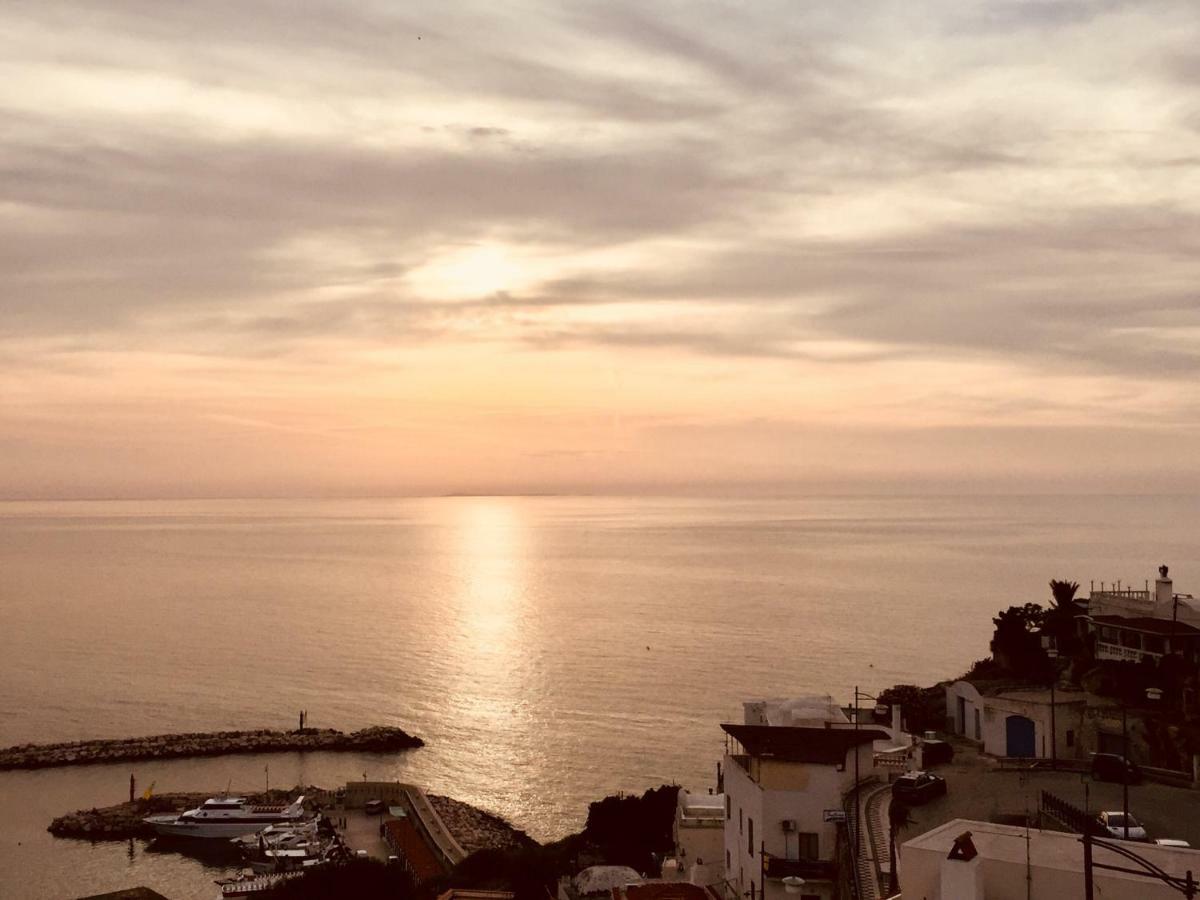 La Maisonnette Peschici Bagian luar foto